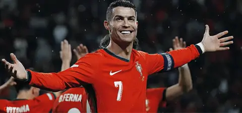 EA Sports FC 26 tuş kombinasyonları rehberinde gol sevinci yapan Cristiano Ronaldo.